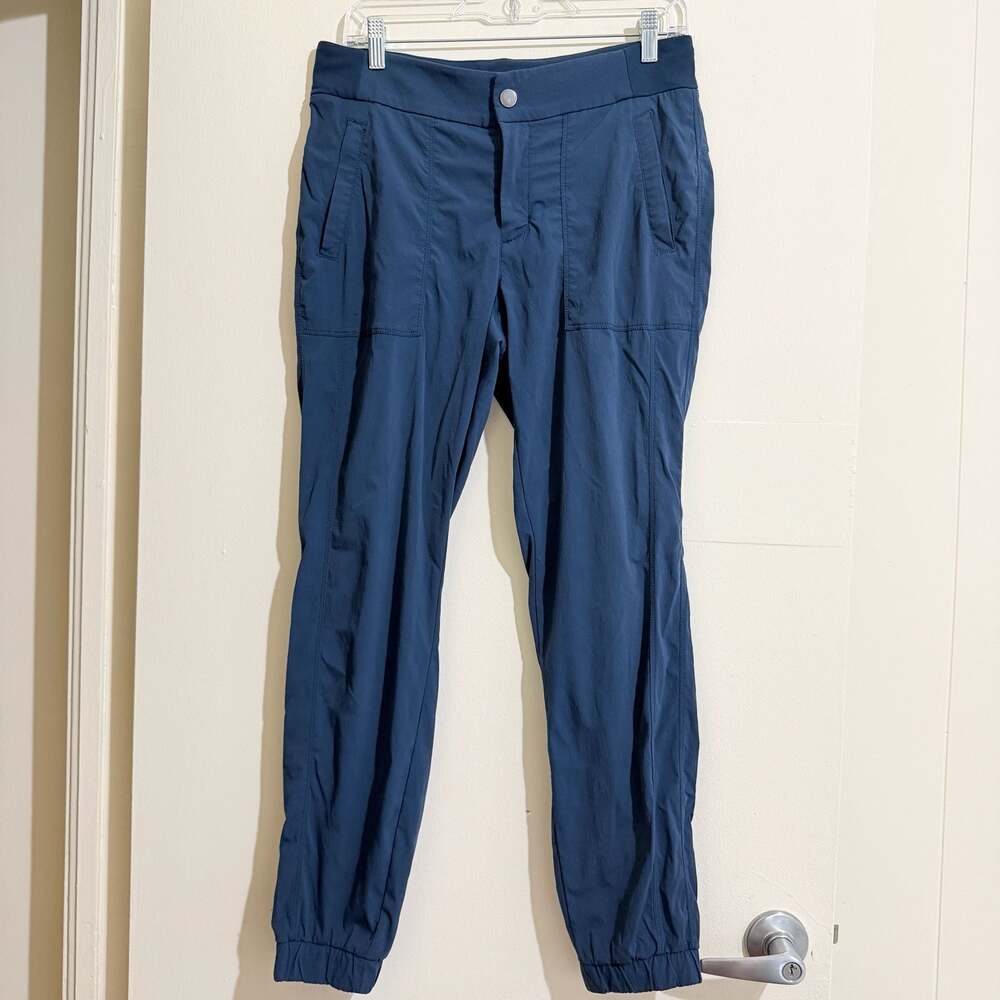 Athleta Navy Lightweight Jogger Pants Women's Size 6 Hiking Travel